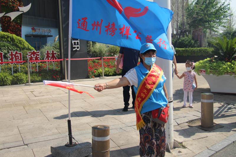 <strong>操嫩屄免费视频</strong>